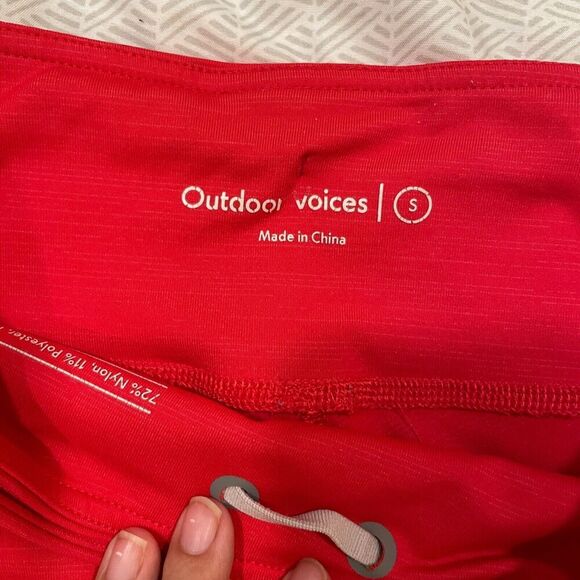 Outdoor Voices Women's Move Free (TechSweat) 7/8 Leggings in Scarlet Size S - Picture 3 of 8